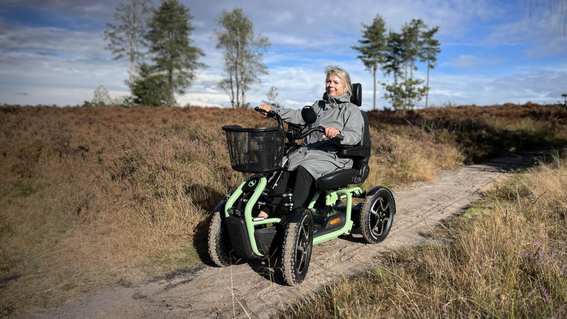 Sunrise Medical and Scoozy Partner to Launch Game-Changing Sterling S800 Outdoor Mobility Scooter
