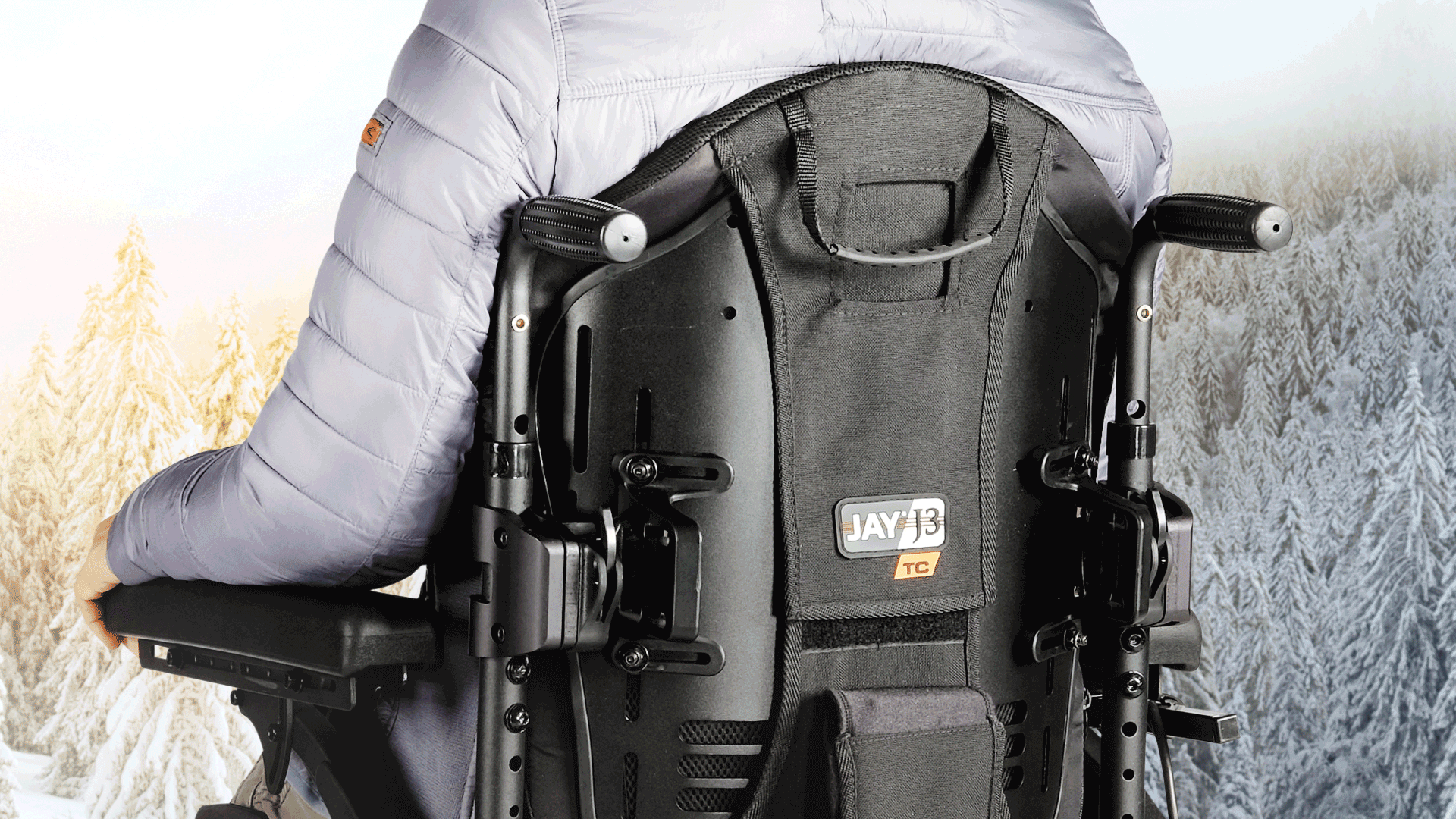The first wheelchair back to help manage your own microclimate